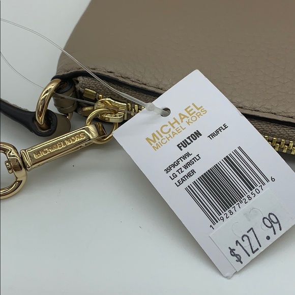 MICHAEL KORS FULTON LG TZ WRISTLET LEATHER TRUFFLE - Picture 16 of 16